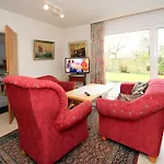 Bungalow,